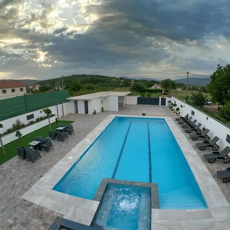 Villa Xy *